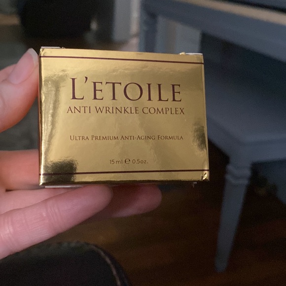 L’ETOILE Anti Wrinkle Complex - Picture 2 of 2